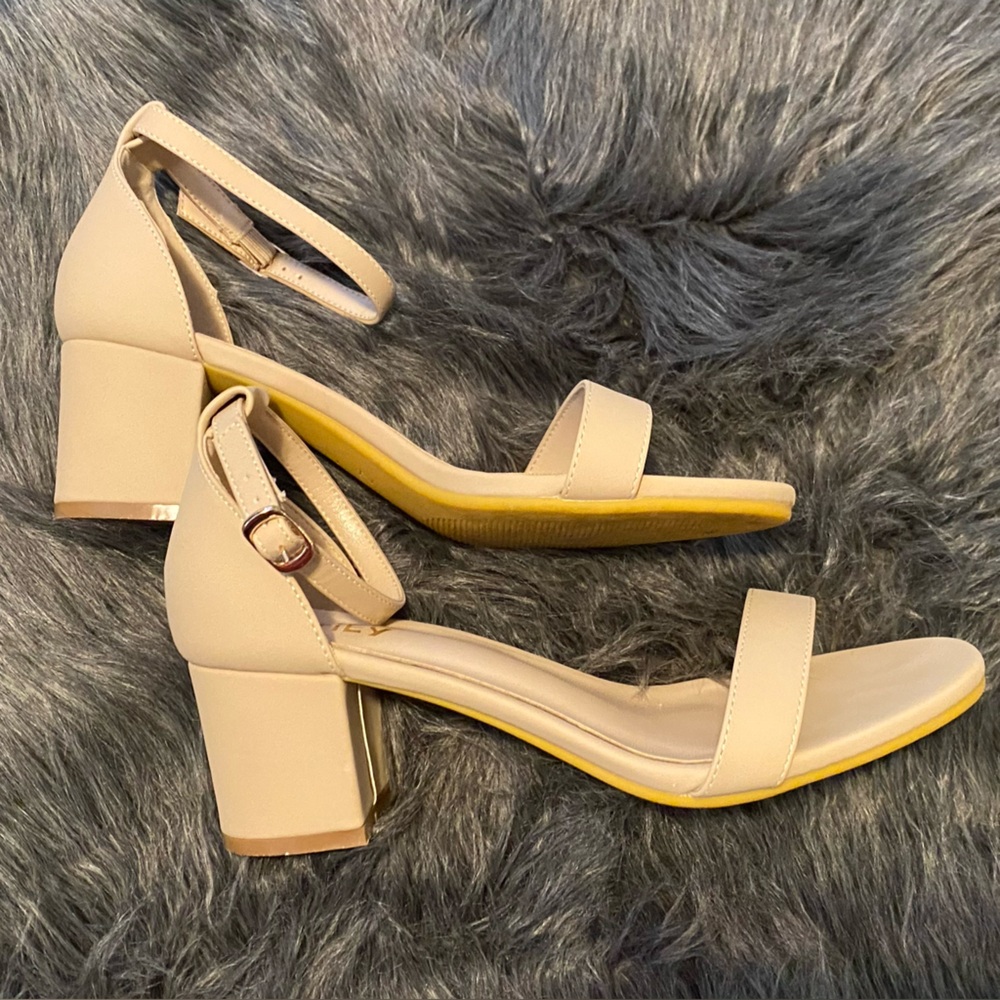 Elegant Nude Block Heel Sandals